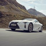 Der Lexus LC 500h ist 250 km/h schnell