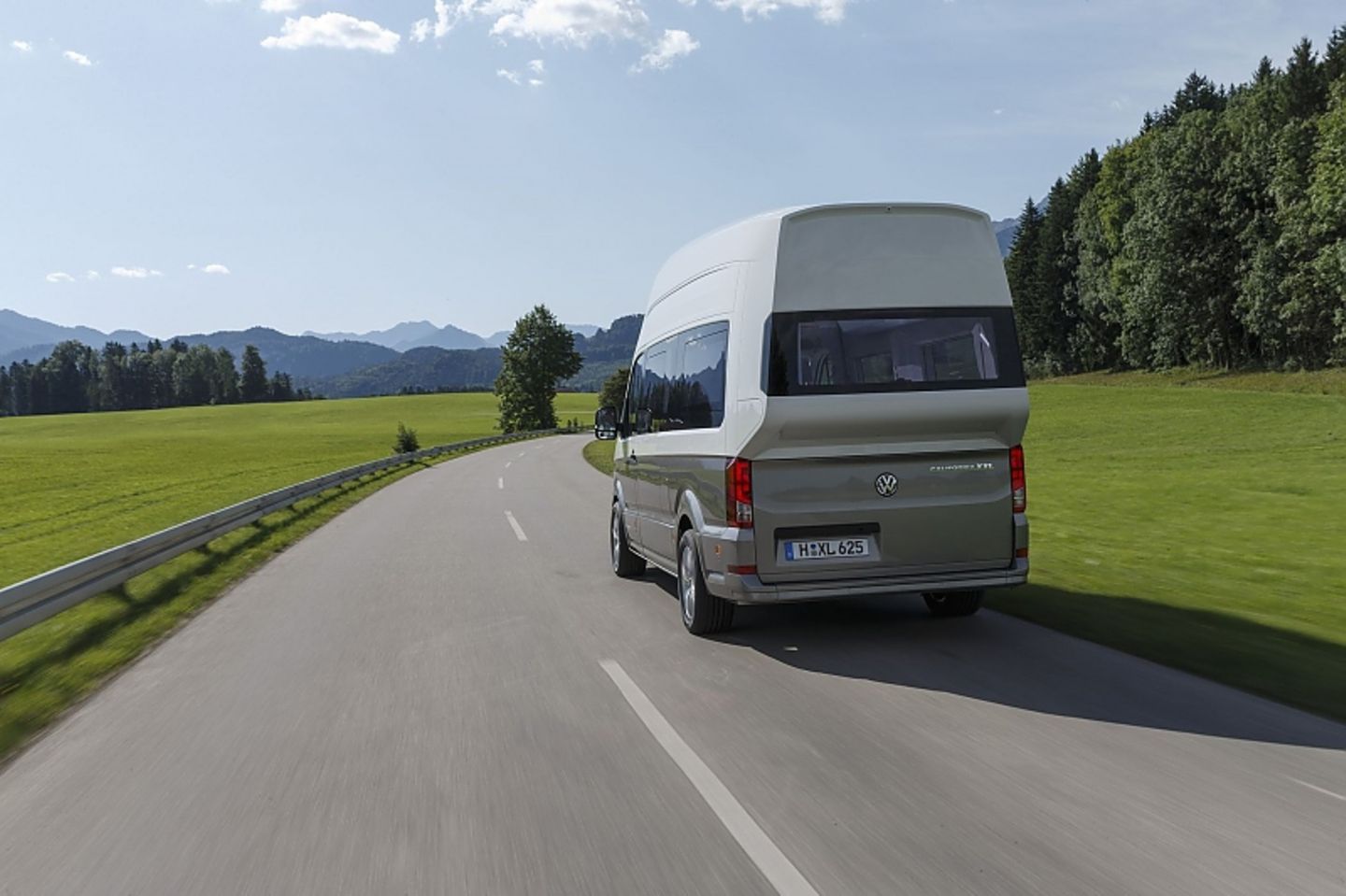 Der VW California XXL ist 2,90 Meter hoch,...