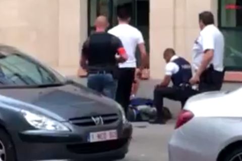 In Brüssel hat ein Mann Soldaten angegriffen und ist daraufhin erschossen worden