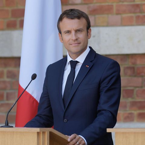 Frankreichs Staatschef Macron gibt 26.000 Euro für Schminke aus