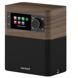 Im Badezimmer sorgt das speziell für Feuchträume konzipierte Multiroom-System sonoroSTREAM für die richtige Stimmung. Das TFT-Farbdisplay passt sich automatisch an die herrschenden Lichtverhältnisse an. Die Stream wird entweder über die wasserfeste Fernbedienung, eine App oder am Gerät selbst  bedient. Die Musik gelangt, wie der Name vermuten lässt, über das Internet oder direkt von Spotify zum sonoroStream.