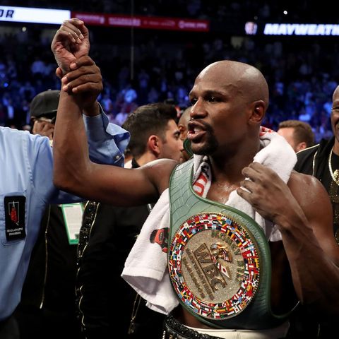 Floyd Mayweather nach seinem Sieg gegen den irischen Mixed-Martial-Arts Kämpfer Conor McGregor. 