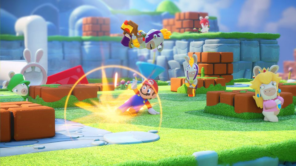 Mario rutscht in Mario & Rabbids Kingdom Battle unter einem Hasen durch