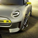 Die Scheinwerfer-Signatur unterscheidet sich vom aktuellen Mini