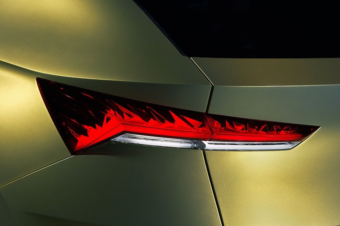 Skoda Vision E - LED-Leuchten rundum