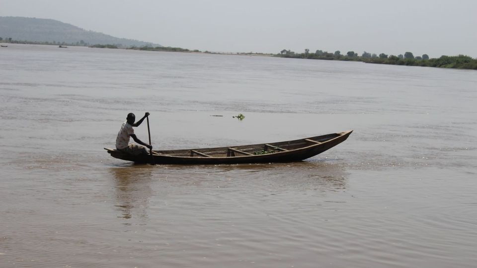 In Nigeria führt der Fluss Benue (Archivbild von 2015)  nach sintflutartigen Regenfällen Hochwasser
