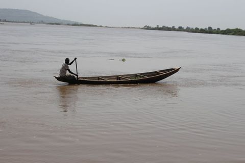 In Nigeria führt der Fluss Benue (Archivbild von 2015)  nach sintflutartigen Regenfällen Hochwasser