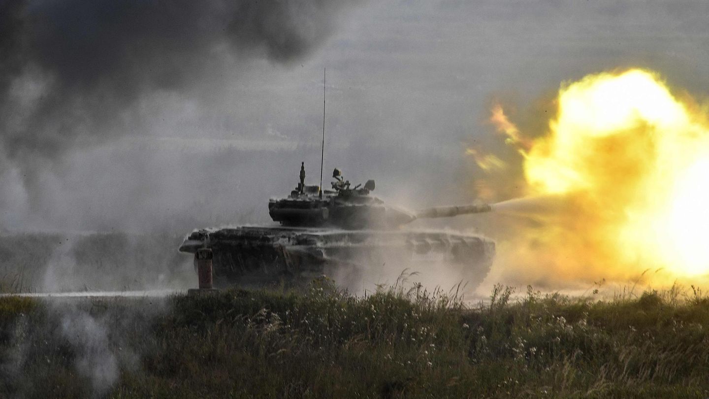 Ein T-90 Panzer auf einer Demonstrationsveranstaltung in der Nähe von Moskau.