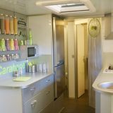 Die Küche könnte auch in einem Appartement stehen.