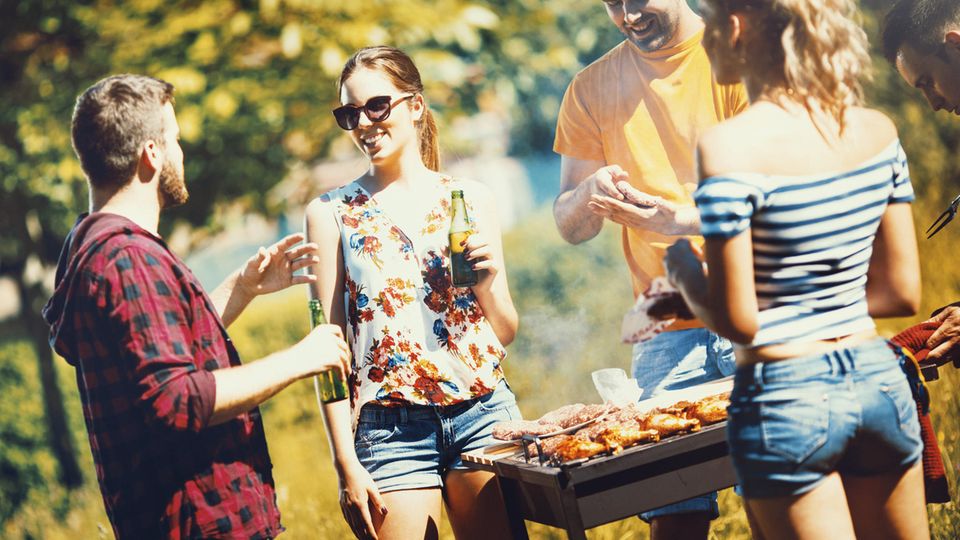 Wer auf Fiona Tuck hört, muss auf regelmäßige Grillparties leider verzichten.
