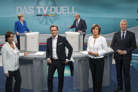 Die Moderatoren des TV-Duells: Sandra Maischberger, Claus Sturnz, Maybrit Illner und Peter Kloeppel