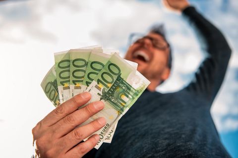 Sparen trotz Niedrigzinsen: Stiftung Warentest: So funktioniert die Geldanlage für Faule