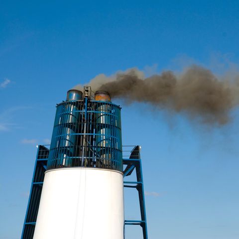 Feinstaub-Alarm auf Kreuzfahrtschiffen: Der Nabu kritisiert in seinem Kreuzfahrt-Ranking 2017 die weiterhin schlechte Umweltbilanz der Reedereien.