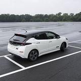 Nissan Leaf II 2018 - parkt von selbst ein - und aus