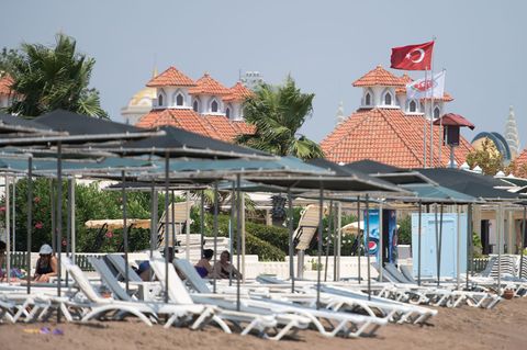 Urlaub in der Türkei ist zwar riskanter geworden, eine offizielle Reisewarnung des Auswärtigen Amtes gibt es aber nicht (Archiv)