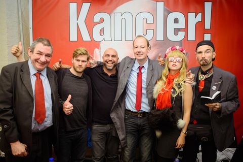 Die PARTEI mit ihrem Schattenkabinett