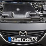 Mazda 3 Skyactiv X - der Motor zündet allein durch die Kompression - in den meisten Fällen ohne Zündkerze
