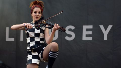Die Tanz-Geigerin Lindsey Stirling hat es mit Youtube-Videos zu Welterfolg gebracht