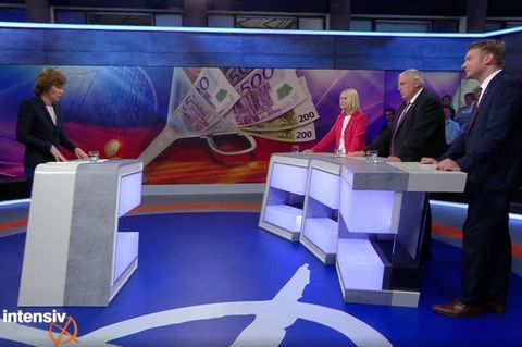 Maybrit Illners Gäste waren Manuela Schwesig (SPD), Karl-Josef Laumann (CDU) und André Poggenburg (AfD)