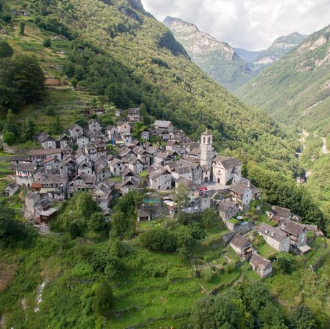 Bergdorf Corippo
