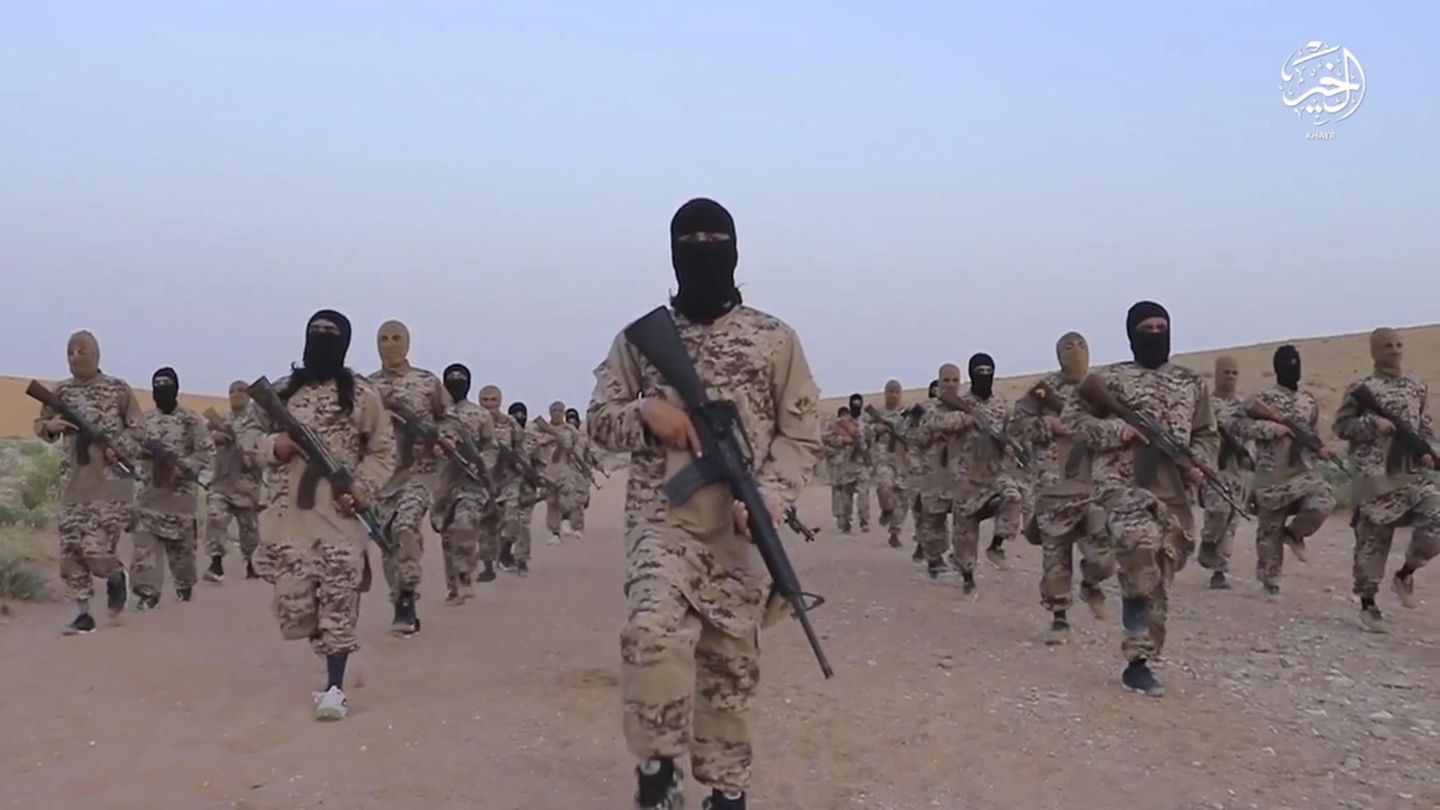 Der Islamische Staat (IS) rekrutiuerte immer wieder Soldaten.