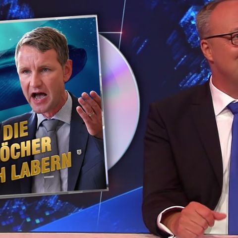 Oliver Welke holt in der ersten Sendung nach der Sommerpause zum großen Rundumschlag aus