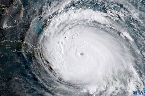 Hurrikan "Irma" nimmt unaufhaltsam Kurs auf die Florida Keys (links oben)