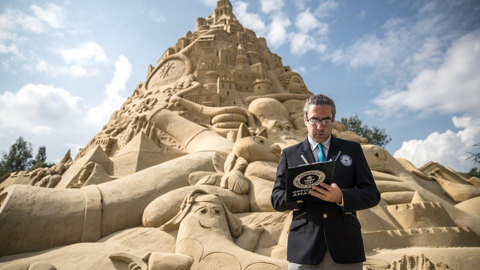 nachrichten Deutschland - Die Duisburger Sandburg steht im Guinness Buch der Rekorde