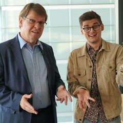 Ralf Stegner trifft Neon-Autor Miguel Robitzky