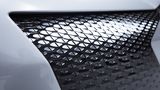Audi Aicon 2017 - so wird mit Fußgängern im Straßenverkehr kommuniziert.