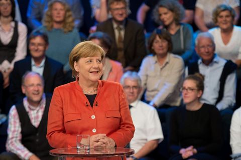 Angela Merkel lächelt in der ARD-Wahlarena: Kein Zweifel, dass sie den Job noch vier Jahre macht