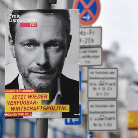 Wahlplakat der FDP mit Parteichef Christian Lindner