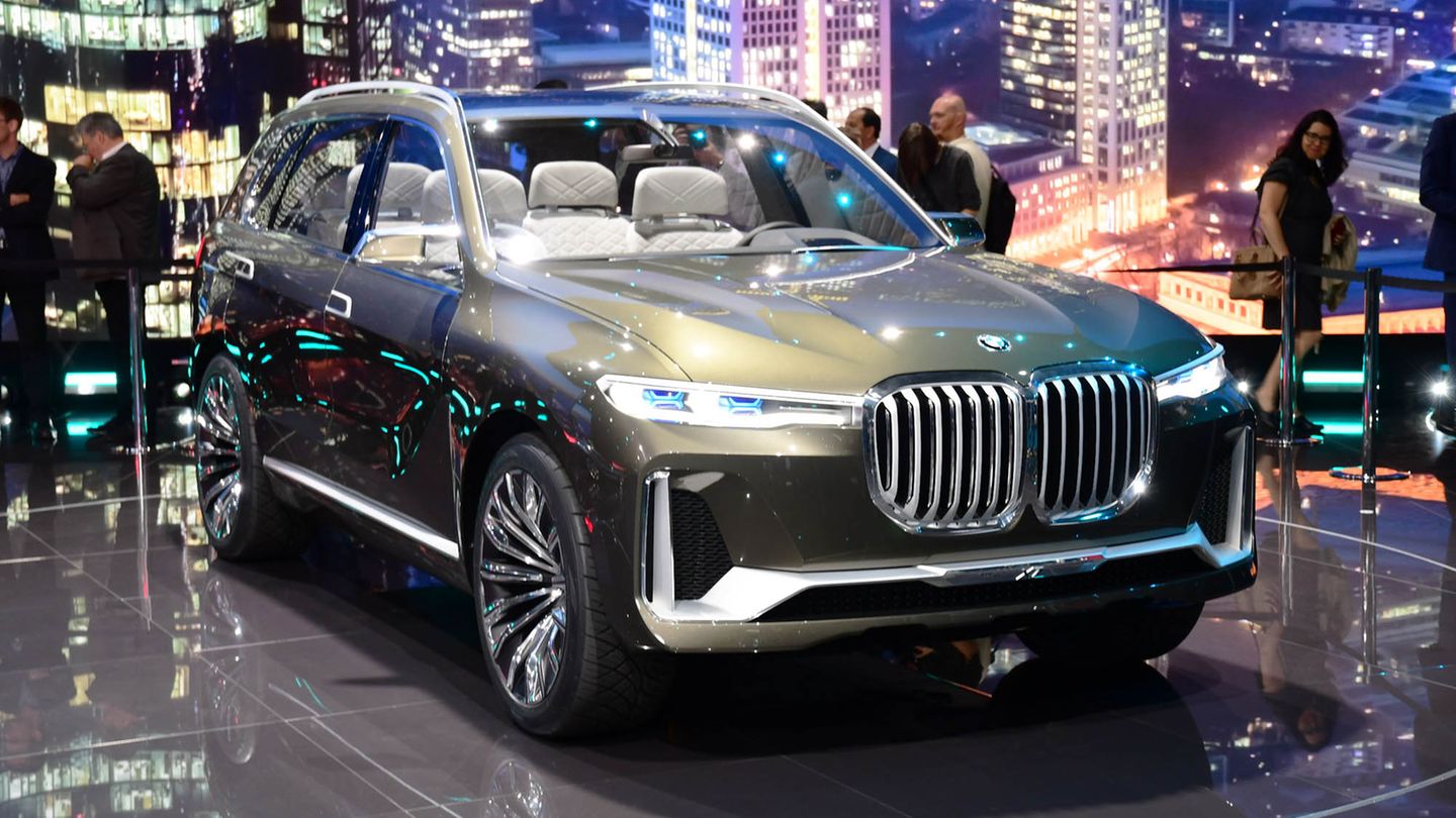 Blick in die Zukunft:  Die Studie X7 iPerformance von BMW.