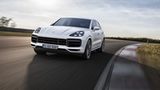 Der Porsche Cayenne Turbo hat einen aktiven Heckspoiler