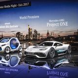 Mercedes auf der IAA 2017 - Smart trifft Formel-1