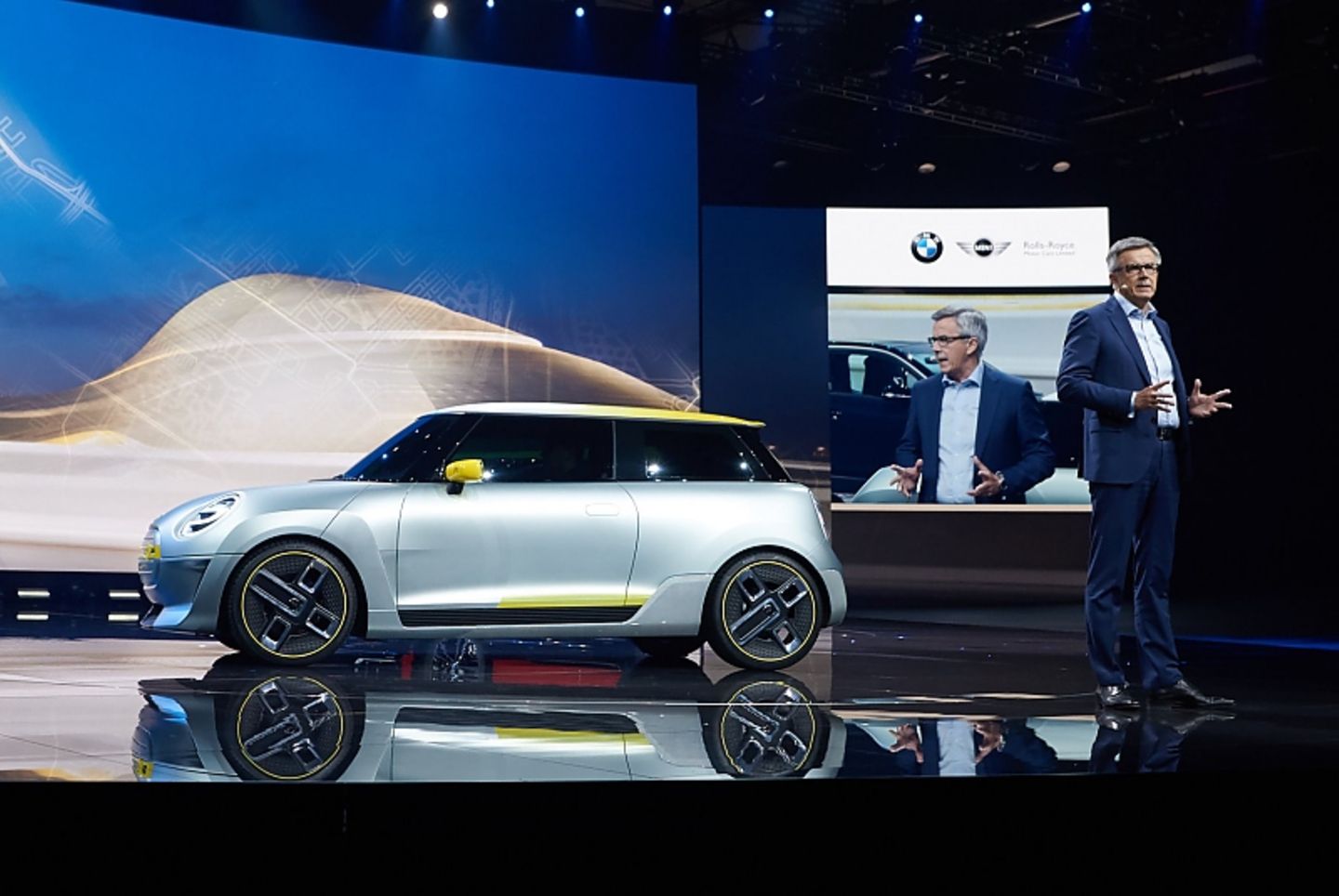 Mini Electric Concept mit Peter Schwarzenbauer