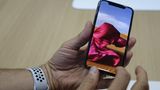 Mit seinem "Super Retina"-Display mit 2436 x 1125 Bildpunkten ist das iPhone X das bisher höchstauflösende iPhone
