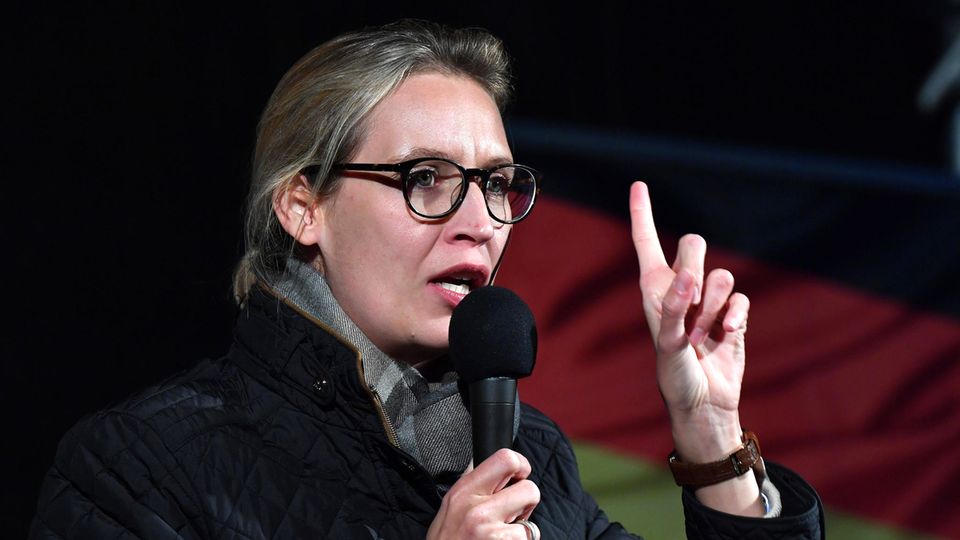 Alice Weidel von der AfD während einer Wahlkampfveranstaltung in Jena Alice Weidel von der AfD während einer Wahlkampfveranstaltung in Jena
