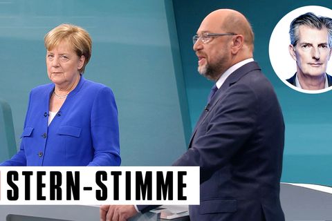 Angela Merkel schaut in die Kamera während des TV-Duells mit Martin Schulz