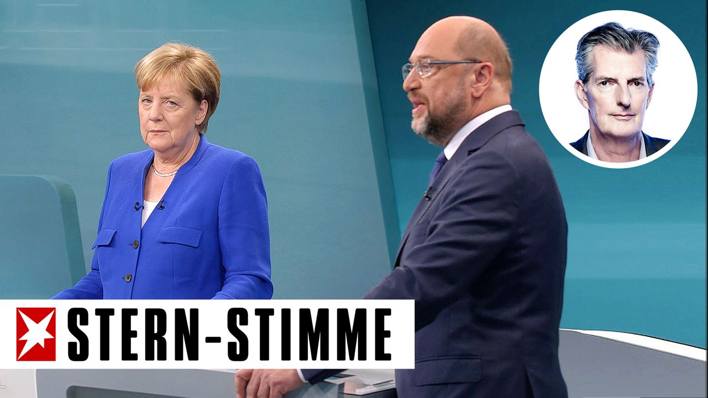 Angela Merkel schaut in die Kamera während des TV-Duells mit Martin Schulz