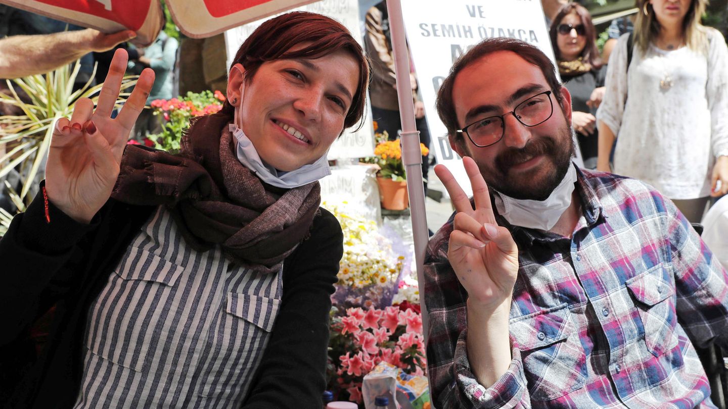 Nuriye Gülmen und Semih Özakca sind seit 190 Jahren im Hungerstreik