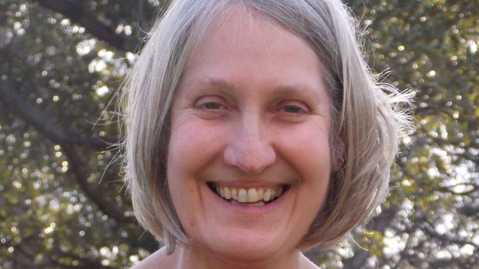 Australische Stadträtin Sue Bolton vergleicht Kolonialisierung von Australien mit dem Holocaust Sue Bolton, Abgeordnete des Stadtbezirks Moreland City in Melbourne