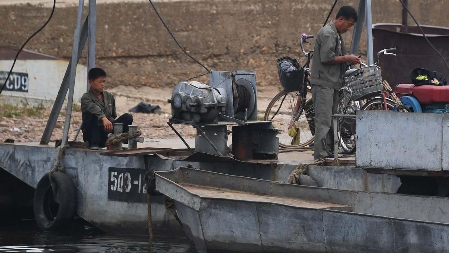 Nordkoreaner im Hafen