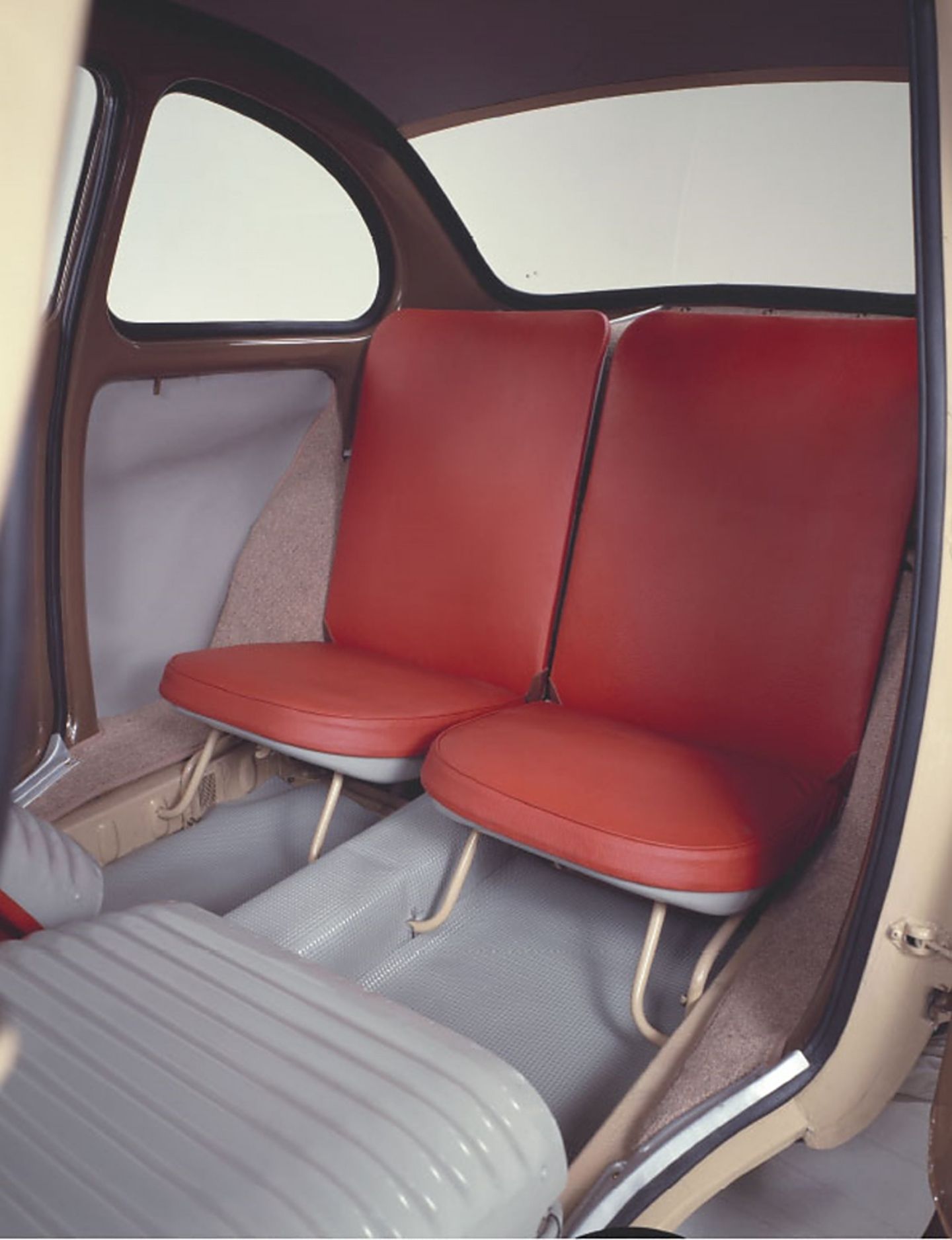 Subaru 360 - auch hinten gab es Platz für zwei Personen
