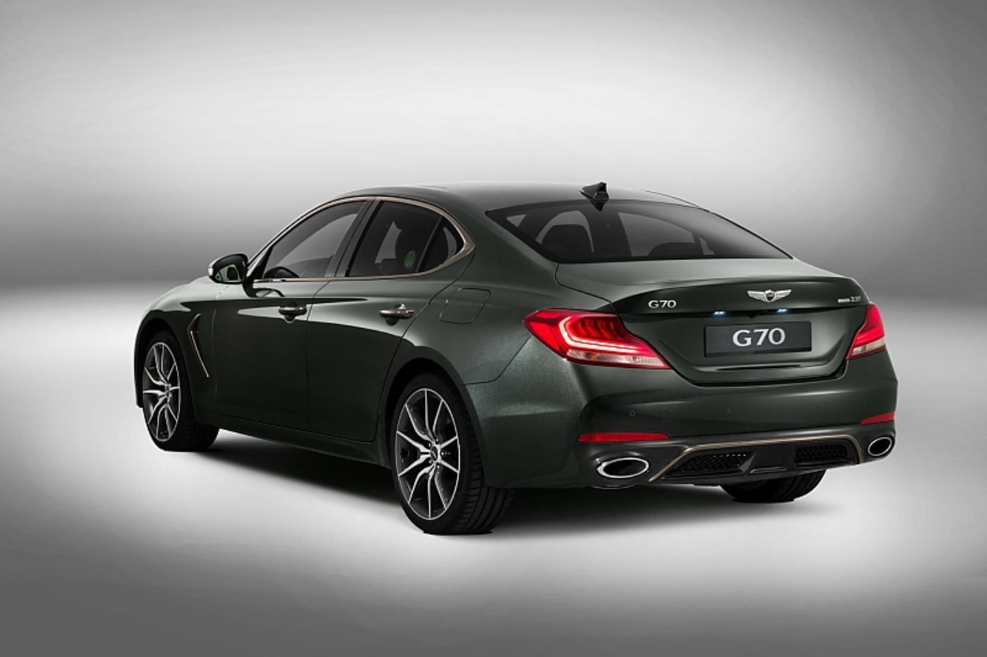 Genesis G70 - auch Audi A4 und Mercedes C-Klasse sind direkte Wettbewerber