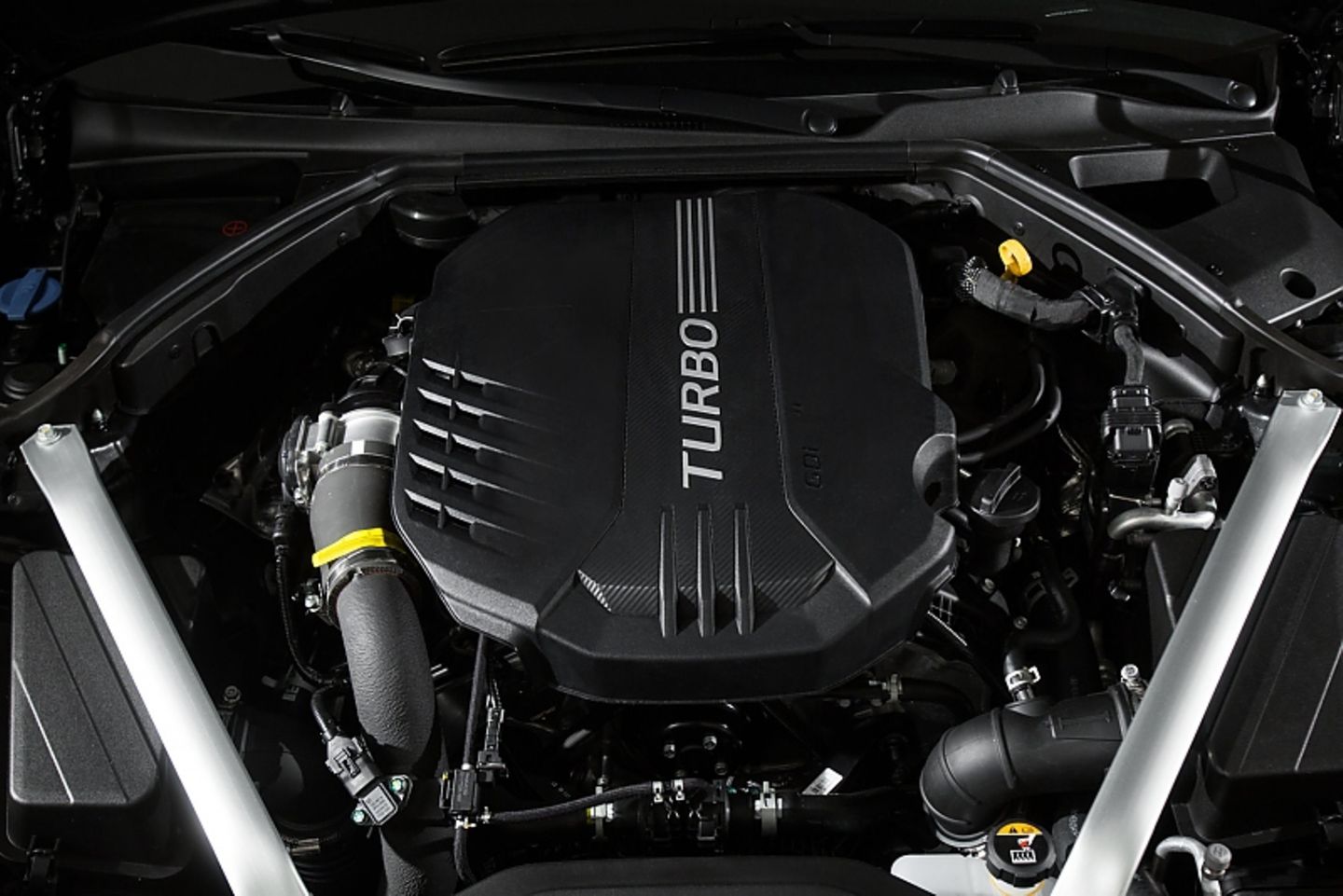 Genesis G70 - das Topmodell wird von einem 3,3 Liter großen V6 Turbo angetrieben