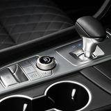 Genesis G70 - die schicke Mittelkonsole