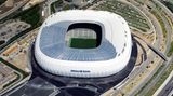 München mit der Allianz-Arena (70.000 Plätze)