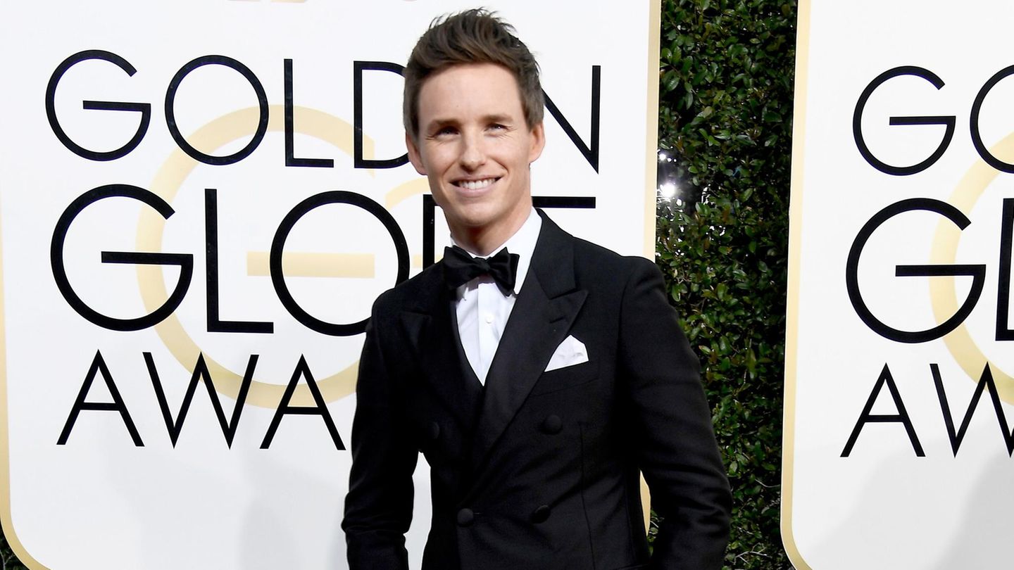 Eddie Redmayne wurde für seine Darstellung von Stephen Hawking in "Die Entdeckung der Unendlichkeit" mit dem Oscar ausgezeichnet