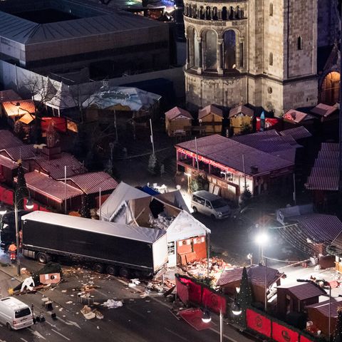 Terroranschlag von Berlin: Am 19. Dezember steuerte Anis Amri einen Lastwagen in den Weihnachtsmarkt auf dem Breitscheidplatz